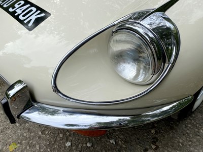 Lot 63 - 1972 Jaguar E-type Coupe V12