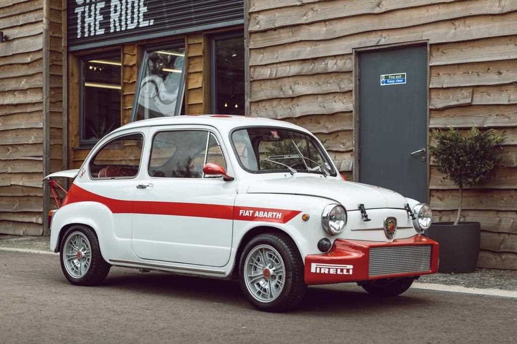 Lot 52 - 1967 Fiat Abarth 850 TC Tribute