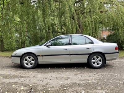Lot 31 - 1998 Vauxhall Omega Elite