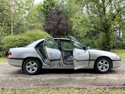 Lot 31 - 1998 Vauxhall Omega Elite