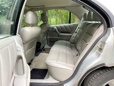 Lot 31 - 1998 Vauxhall Omega Elite