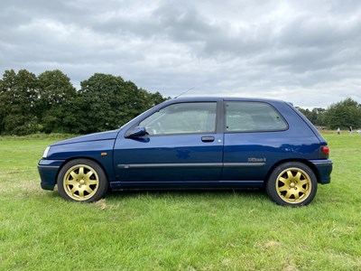 Lot 44 - 1995 Renault Clio Williams 2