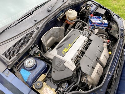 Lot 44 - 1995 Renault Clio Williams 2