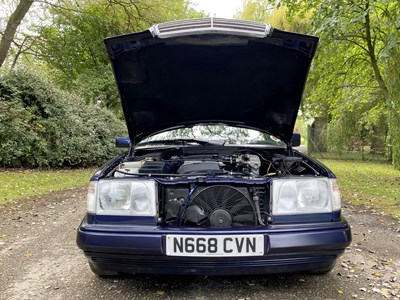 Lot 34 - 1995 Mercedes-Benz E220 Cabriolet