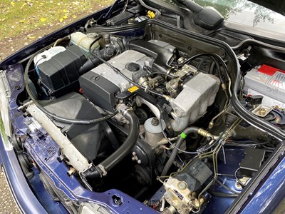 Lot 34 - 1995 Mercedes-Benz E220 Cabriolet