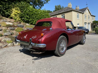 Lot 25 - 1965 Austin-Healey 3000 MKIII Phase 2