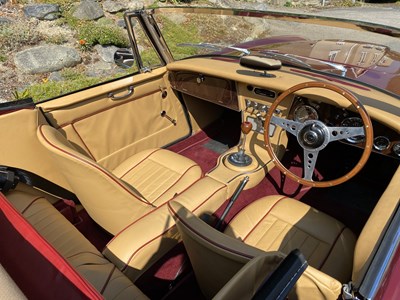 Lot 25 - 1965 Austin-Healey 3000 MKIII Phase 2