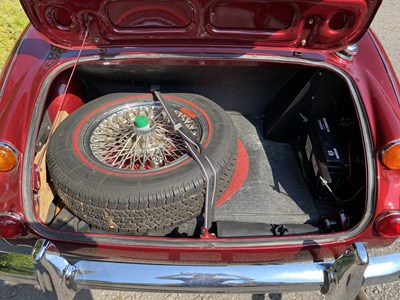 Lot 25 - 1965 Austin-Healey 3000 MKIII Phase 2