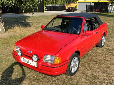 Lot 55 - 1987 Ford Escort XR3i Cabriolet