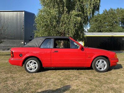 Lot 55 - 1987 Ford Escort XR3i Cabriolet