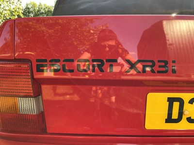 Lot 55 - 1987 Ford Escort XR3i Cabriolet