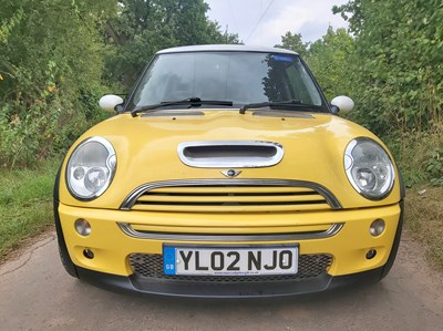Lot 14 - 2002 Mini Cooper S