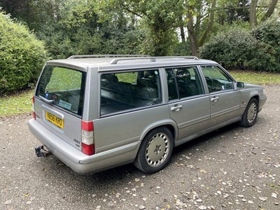 Lot 8 - 1997 Volvo 960 Estate