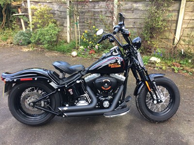Lot 78 - 2008 Harley-Davidson Cross Bones