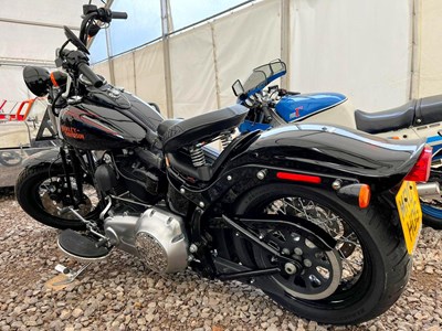 Lot 78 - 2008 Harley-Davidson Cross Bones