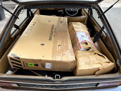 Lot 4 - 1983 Vauxhall Chevette L