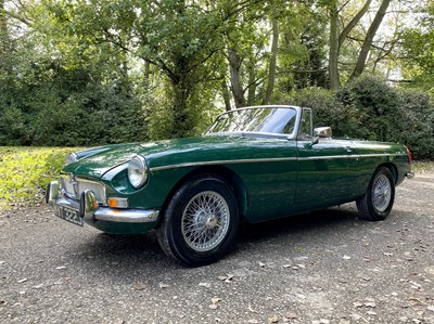 Lot 37 - 1971 MGB Roadster
