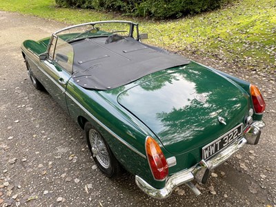 Lot 37 - 1971 MGB Roadster