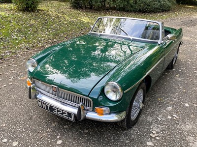 Lot 37 - 1971 MGB Roadster