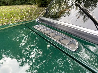 Lot 37 - 1971 MGB Roadster