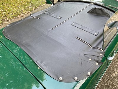 Lot 37 - 1971 MGB Roadster