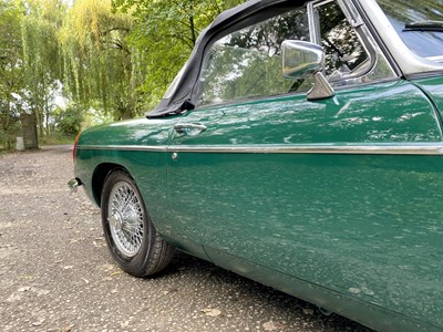 Lot 37 - 1971 MGB Roadster