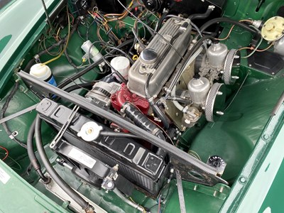 Lot 37 - 1971 MGB Roadster
