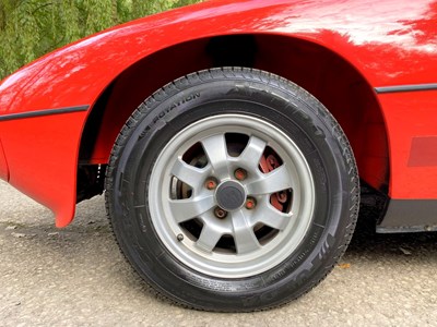 Lot 72 - 1977 Porsche 924