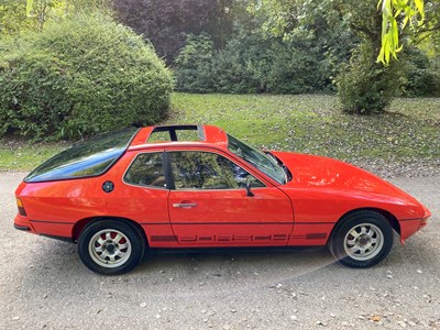 Lot 72 - 1977 Porsche 924