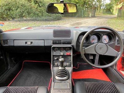 Lot 72 - 1977 Porsche 924