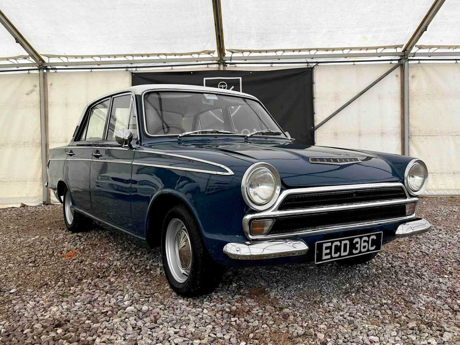 Lot 21 - 1965 Ford Cortina 1500 Super