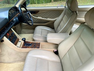 Lot 71 - 1990 Mercedes-Benz 500 SEC