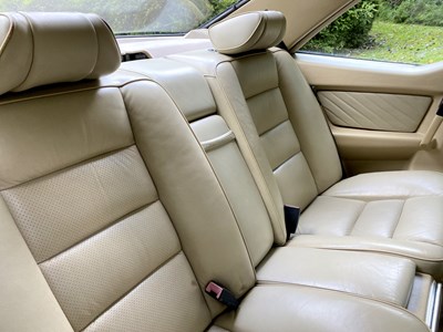 Lot 71 - 1990 Mercedes-Benz 500 SEC