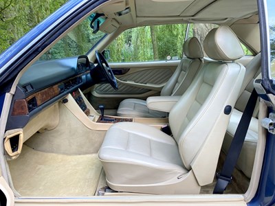 Lot 71 - 1990 Mercedes-Benz 500 SEC