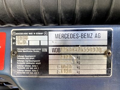 Lot 71 - 1990 Mercedes-Benz 500 SEC