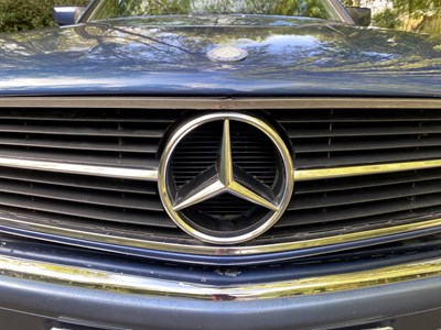 Lot 71 - 1990 Mercedes-Benz 500 SEC