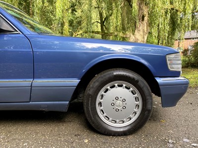 Lot 71 - 1990 Mercedes-Benz 500 SEC