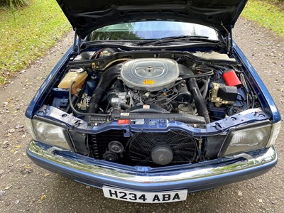 Lot 71 - 1990 Mercedes-Benz 500 SEC