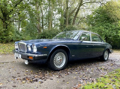 Lot 23 - 1986 Daimler Double-Six
