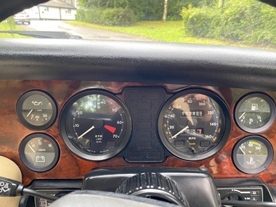 Lot 23 - 1986 Daimler Double-Six