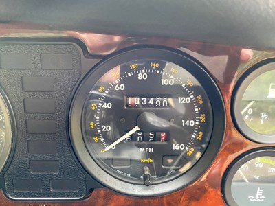 Lot 23 - 1986 Daimler Double-Six