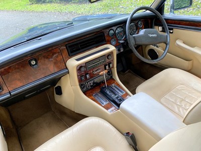 Lot 23 - 1986 Daimler Double-Six