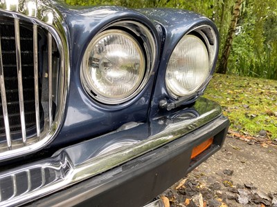 Lot 23 - 1986 Daimler Double-Six