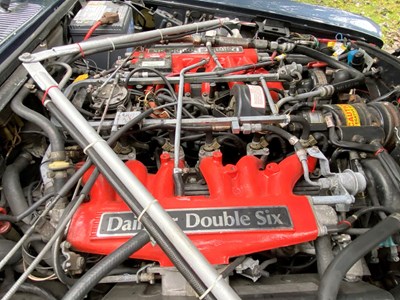 Lot 23 - 1986 Daimler Double-Six