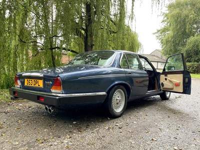 Lot 23 - 1986 Daimler Double-Six