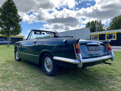 Lot 2 - 1966 Triumph Vitesse Convertible