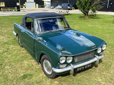 Lot 2 - 1966 Triumph Vitesse Convertible