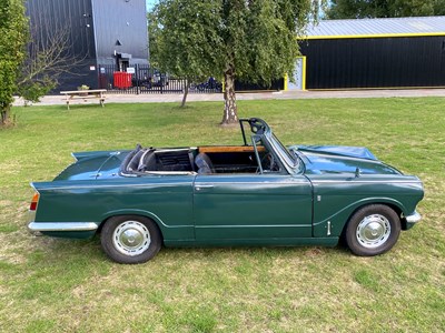 Lot 2 - 1966 Triumph Vitesse Convertible