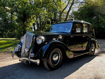 Lot 30 - 1946 Wolseley 18/85 Police Car
