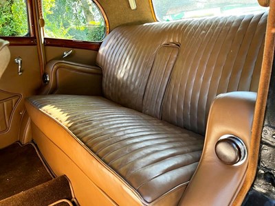 Lot 30 - 1946 Wolseley 18/85 Police Car